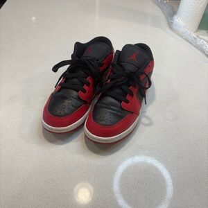 Jordan Kids Red and Black Low-Top Sneakers